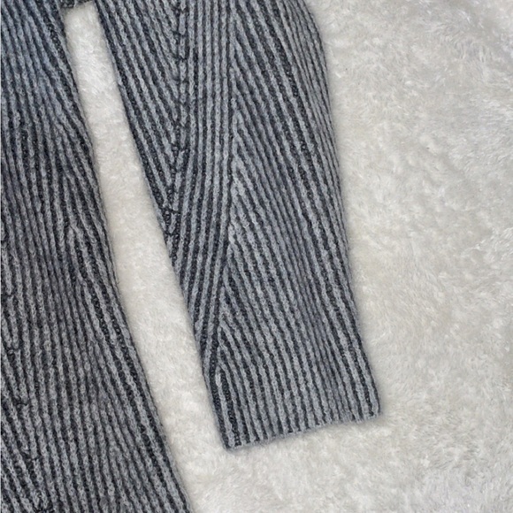 NWOT Topshop Sweater Dress - Picture 4 of 11